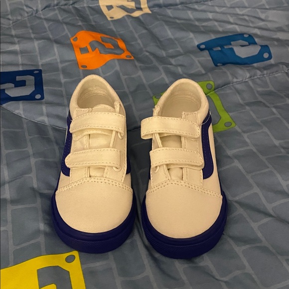 Toddler 10c vans - Picture 3 of 5